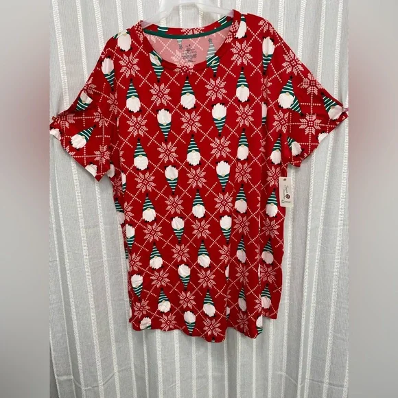 5 Pack Gnome Holiday Christmas Sleep Shirt Gown with pockets- Size 2X / 3X NWT - Picture 2 of 10